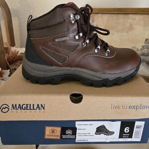 NWT, Magellan Women Harper Boots, Size 6